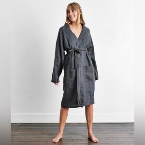 Bed Threads | (Sold Out!) Charcoal 100% French Flax Linen Classic Robe | O/S